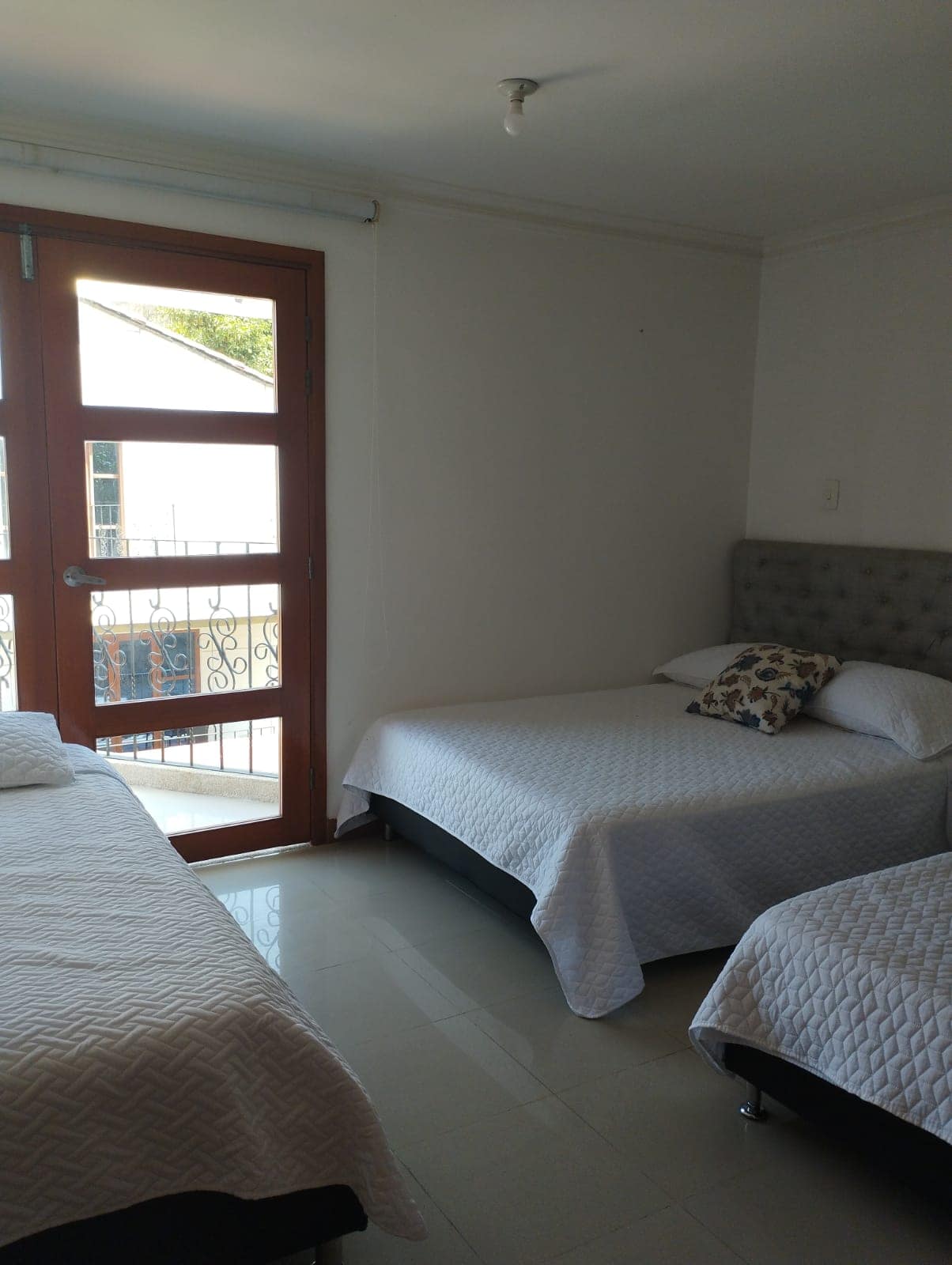 Casa de 6 dormitorios — Villa Roca