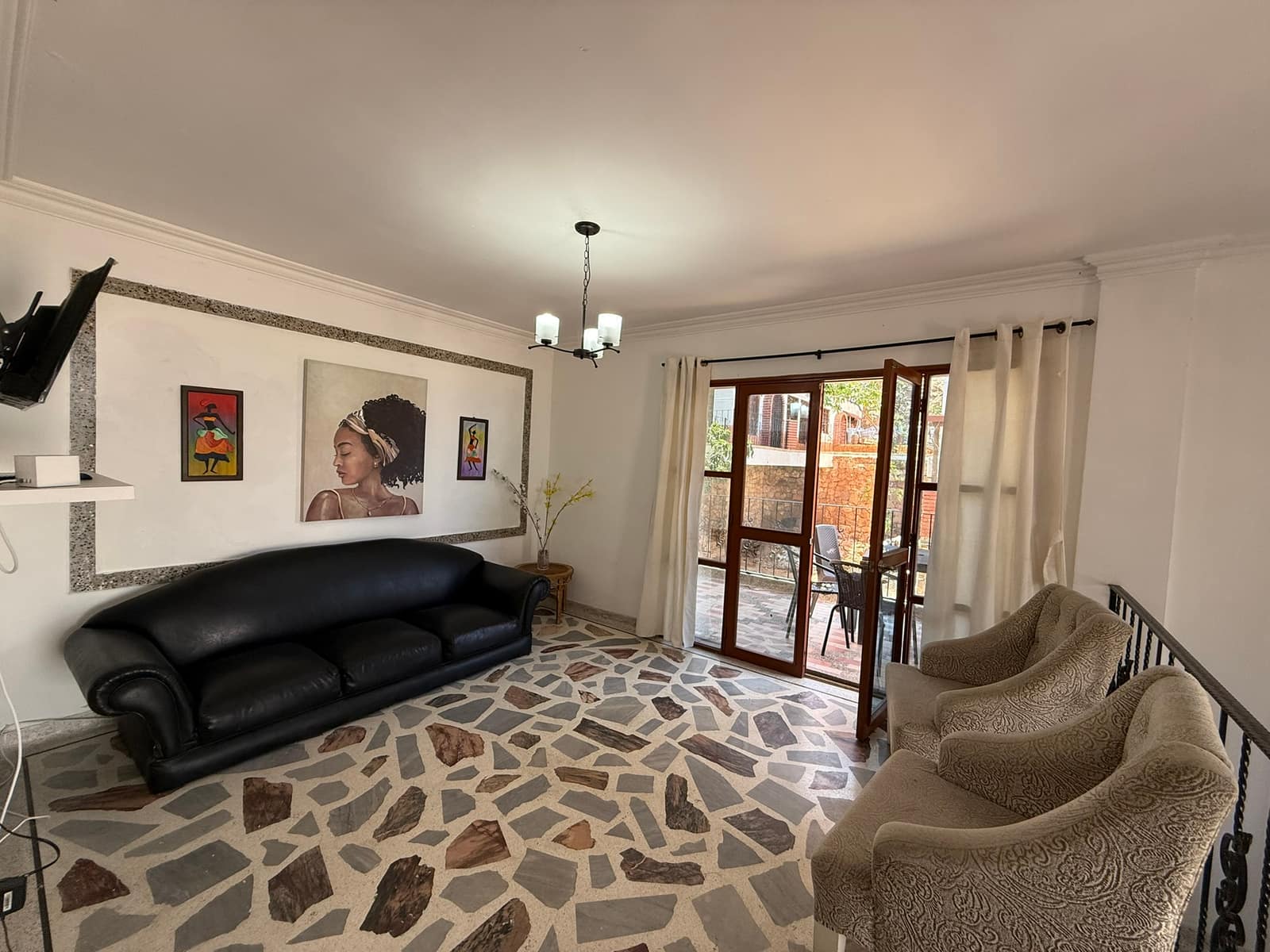 Casa de 7 dormitorios — Villa Roca